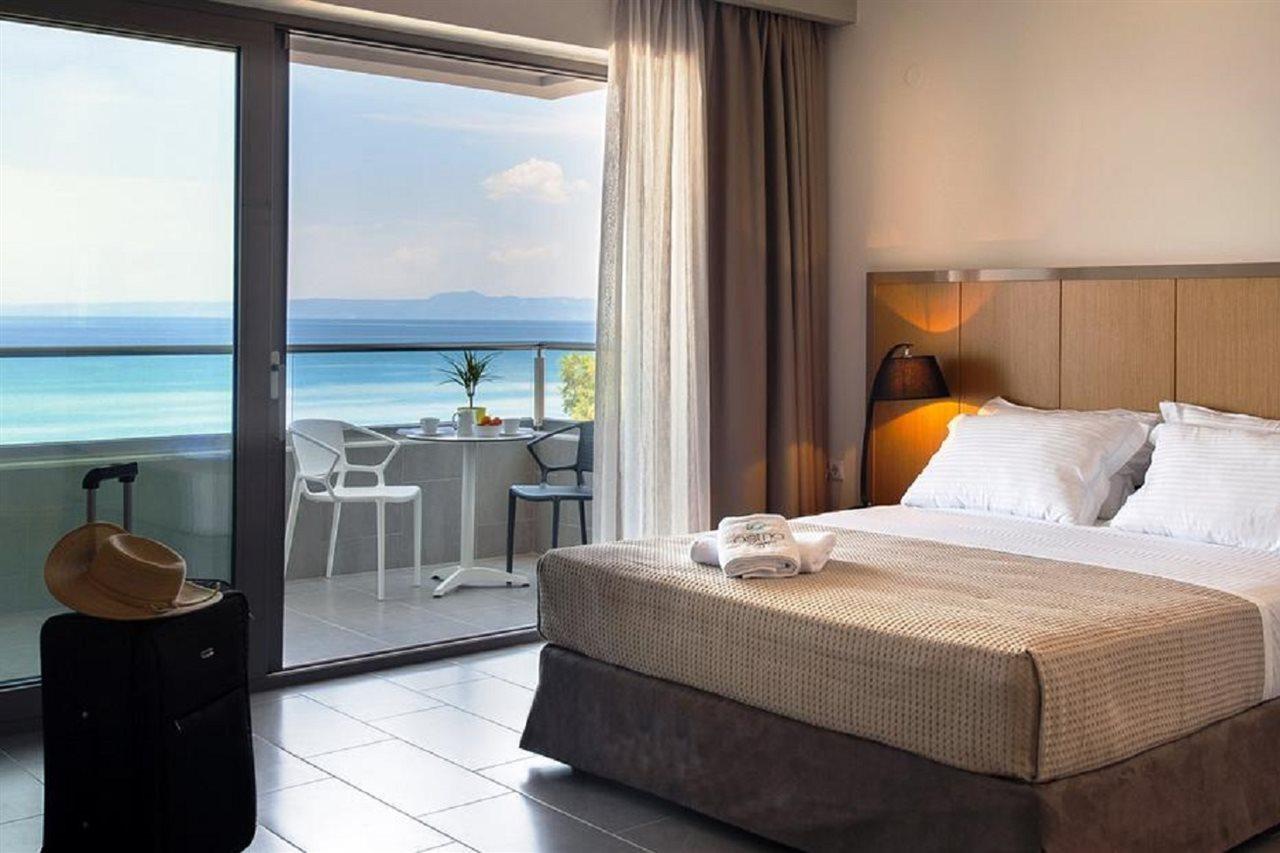 Ostria Sea Side Hotel Hanioti Esterno foto
